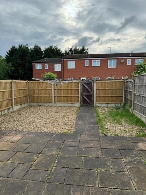 Appartement Quiet, Sleeps 12, 2 Bathrooms, Lots Of Parking, Kia 2 Nottingham